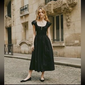 NWT Doen Quinn Dress is black, size small